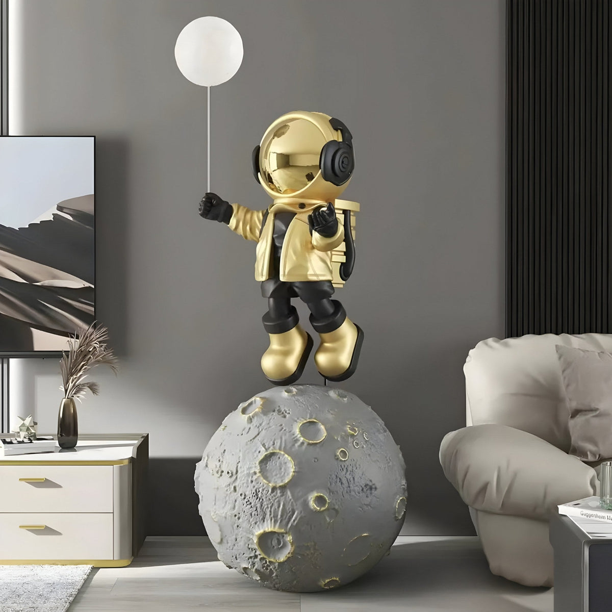 Large Celestial Gold Astronaut Glow Balloon Moonwalk Sculpture - 140cm - Atelier Home™