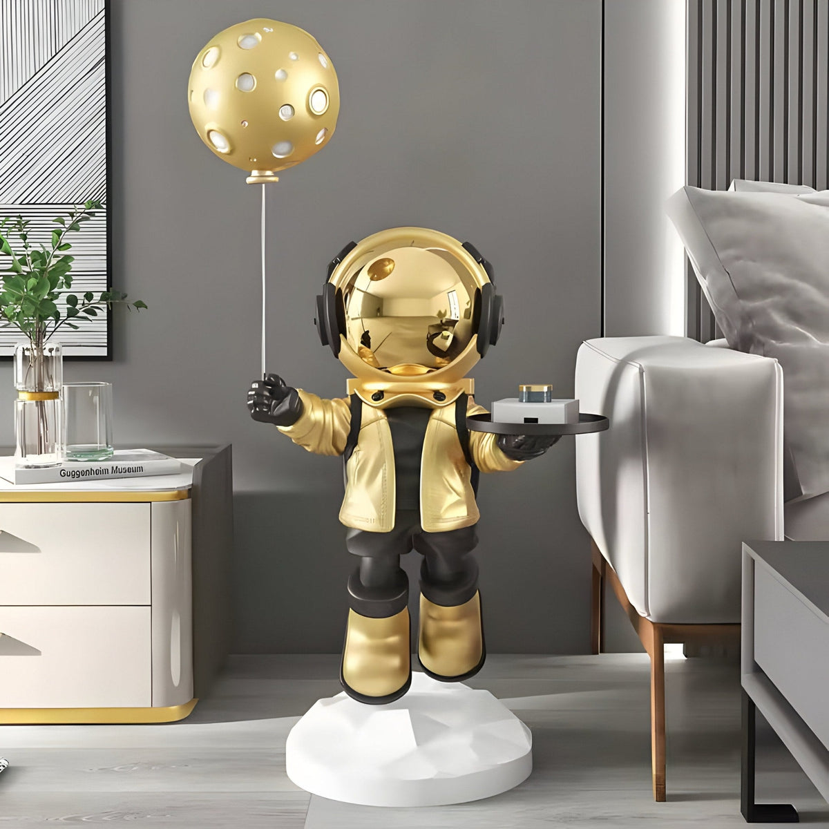 Medium Celestial Gold Astronaut Butler Balloon Sculpture - 110cm - Atelier Home™