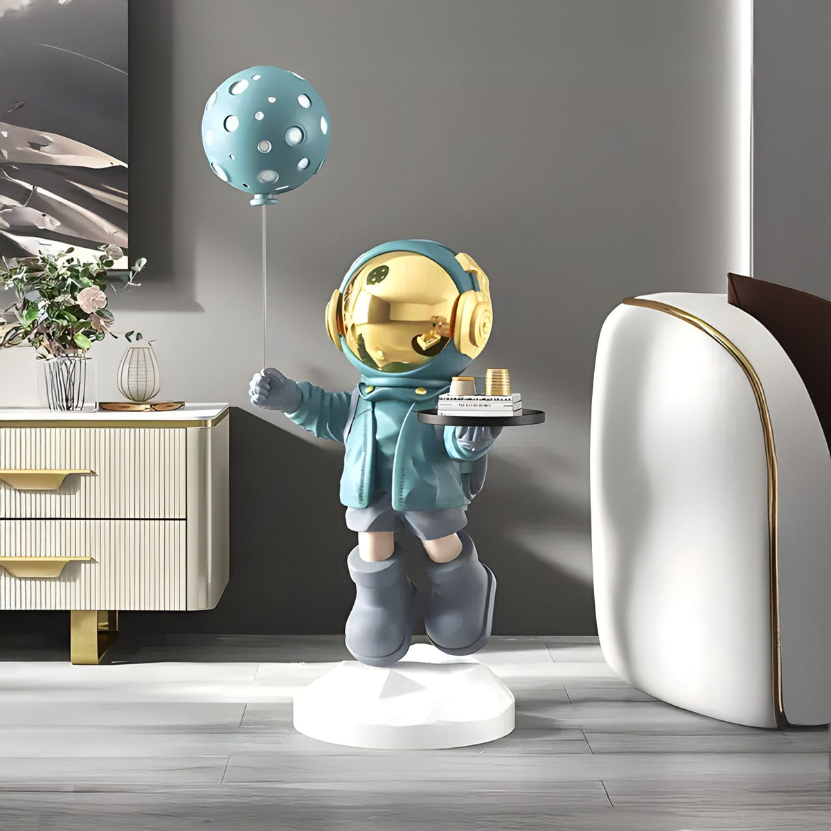 Medium Galactic Blue Astronaut Butler Balloon Sculpture - 80cm - Atelier Home™