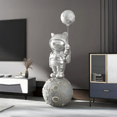 Medium Cosmic Chrome Astronaut Kitty Moon Balloon Sculpture - 150cm