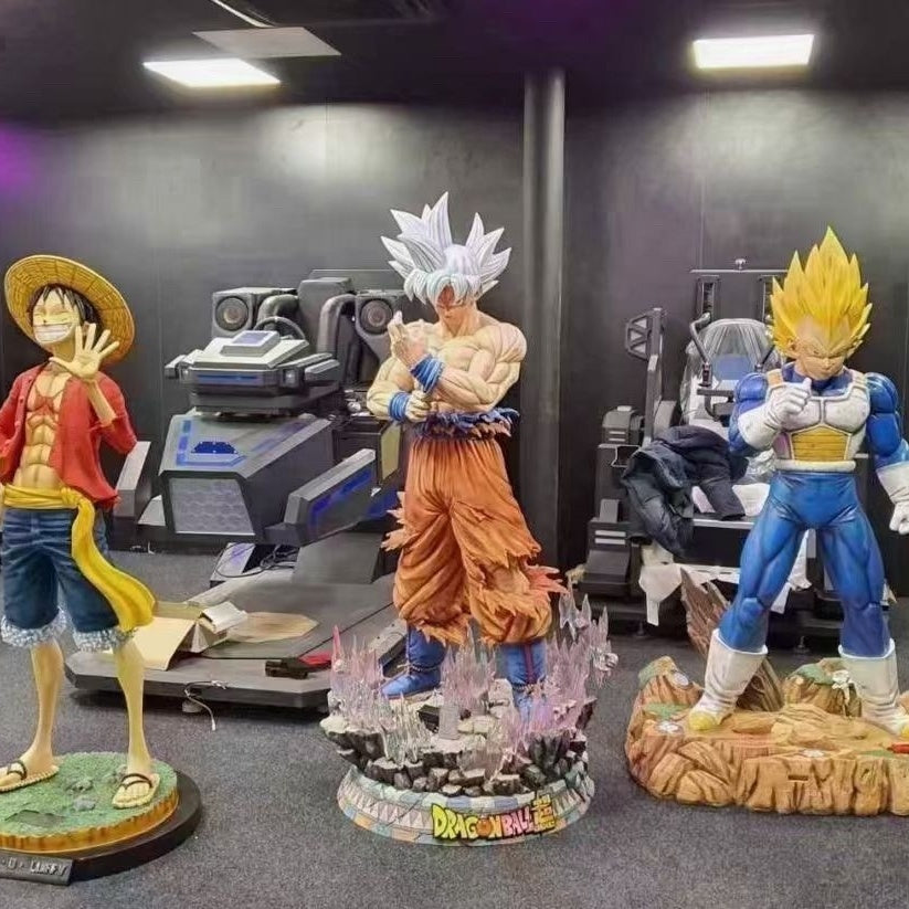 Goku Super Saiyajin (210cm)™ - Atelier Home™