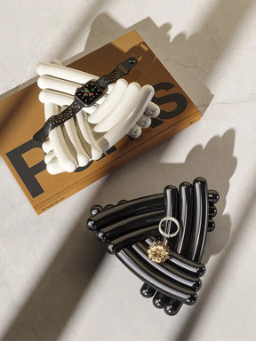 Between Glimmers - Atelier Home™