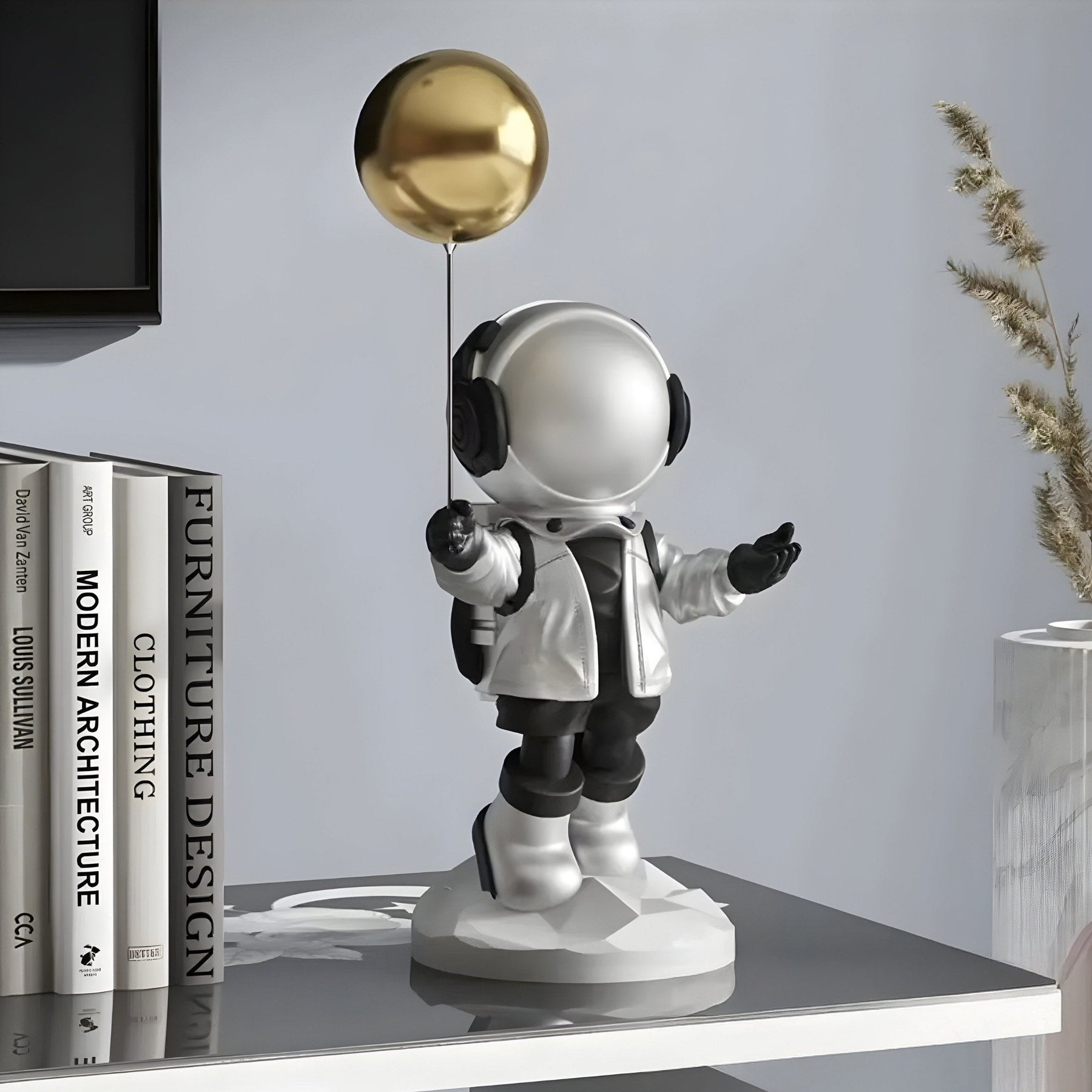 Small Lunar Silver Astronaut Balloon Figure - 42cm - Atelier Home™