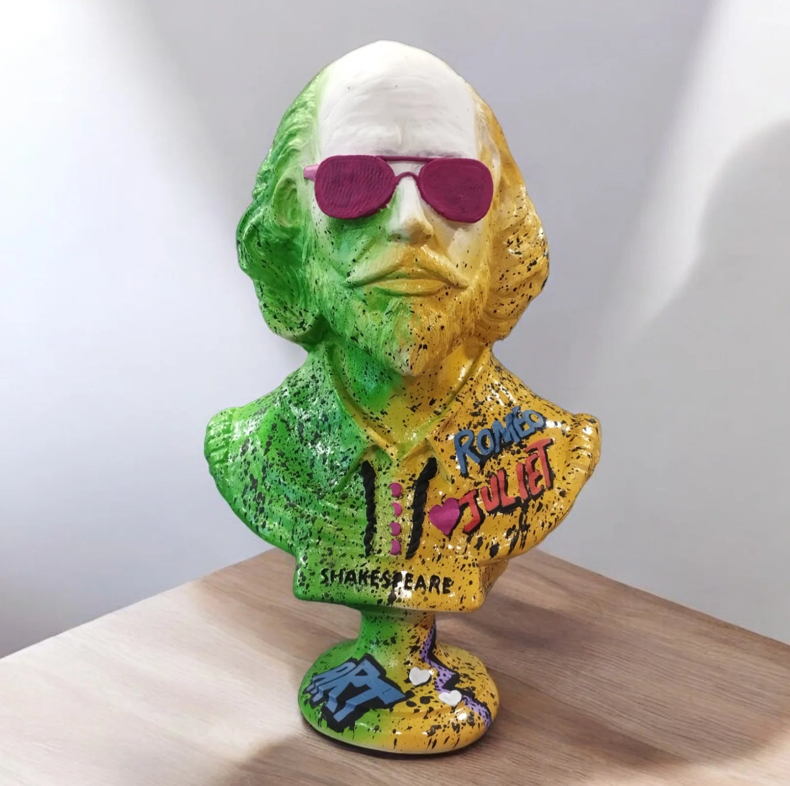 Crazy Shakespeare - Atelier Home™