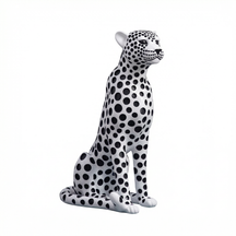 Majestic Spotted Cheetah (122cm) - Atelier Home™