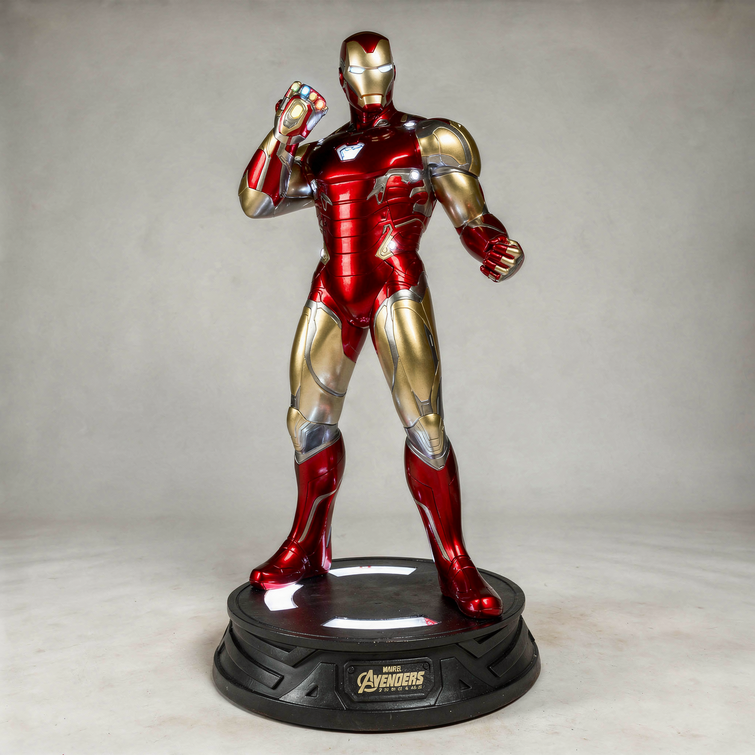 IronMan Infinity Armor™ (205cm) - Atelier Home™